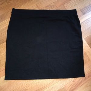 Old Navy XXL stretch black pull-on pencil skirt